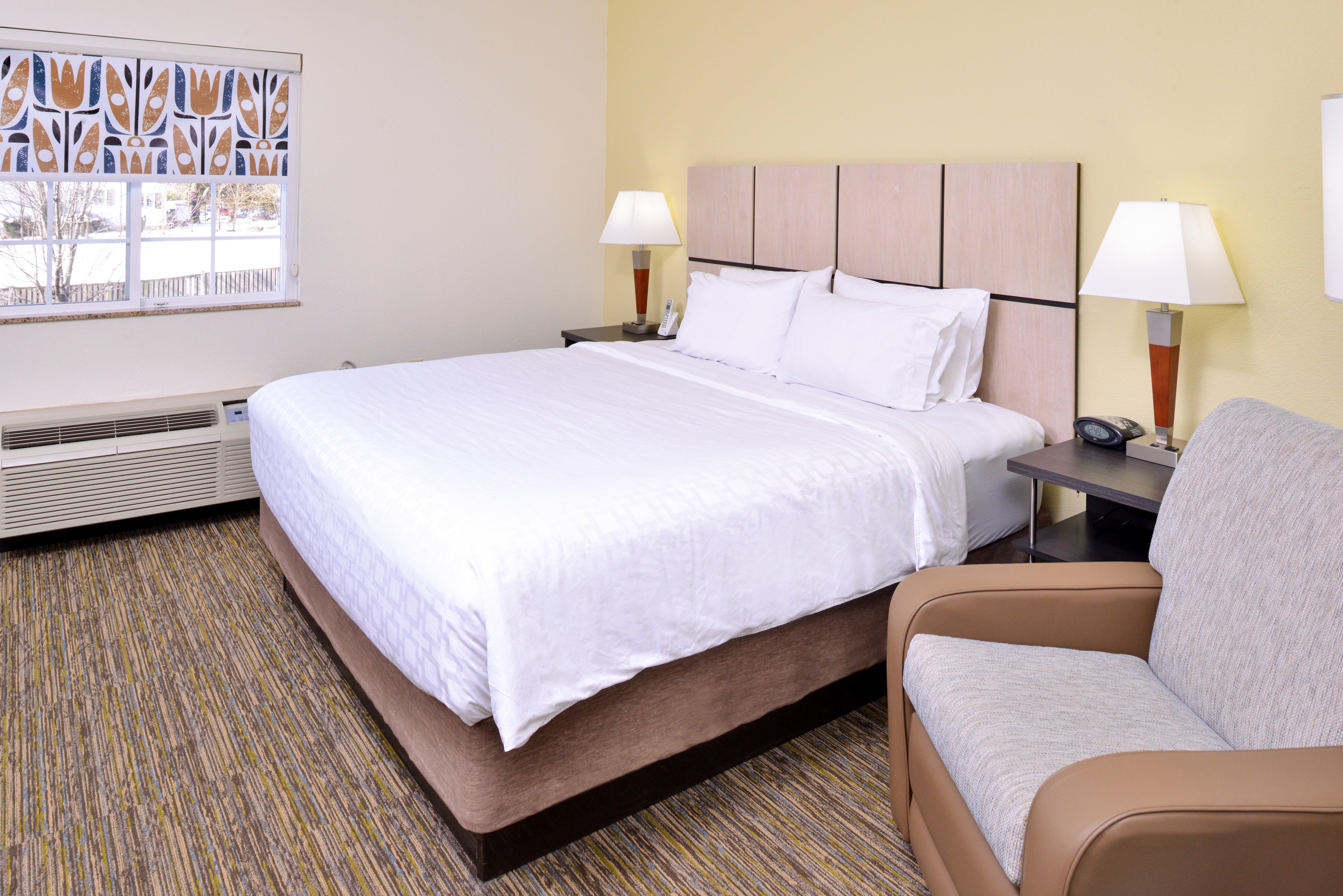 Candlewood Suites Winchester By Ihg Exterior foto