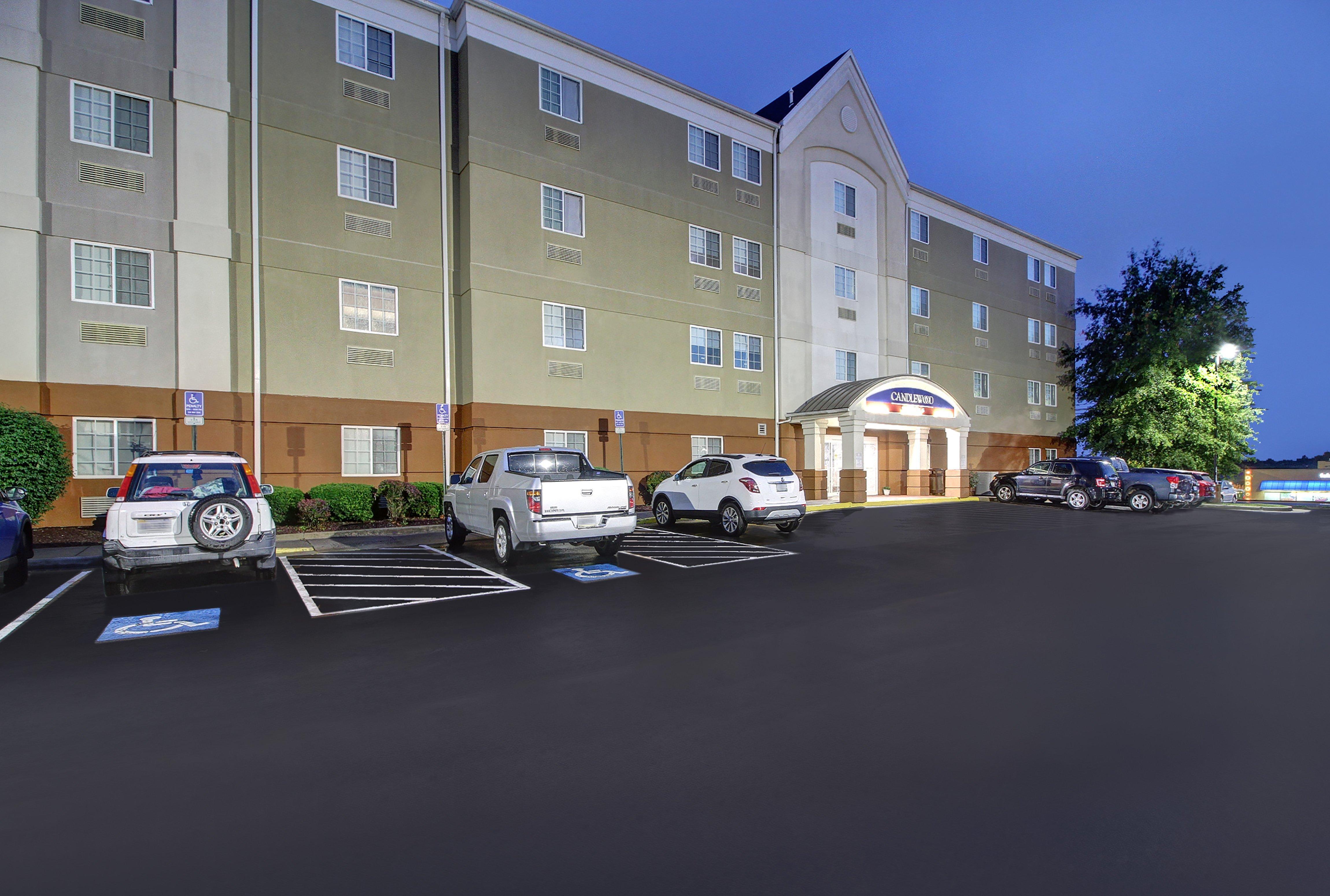 Candlewood Suites Winchester By Ihg Exterior foto