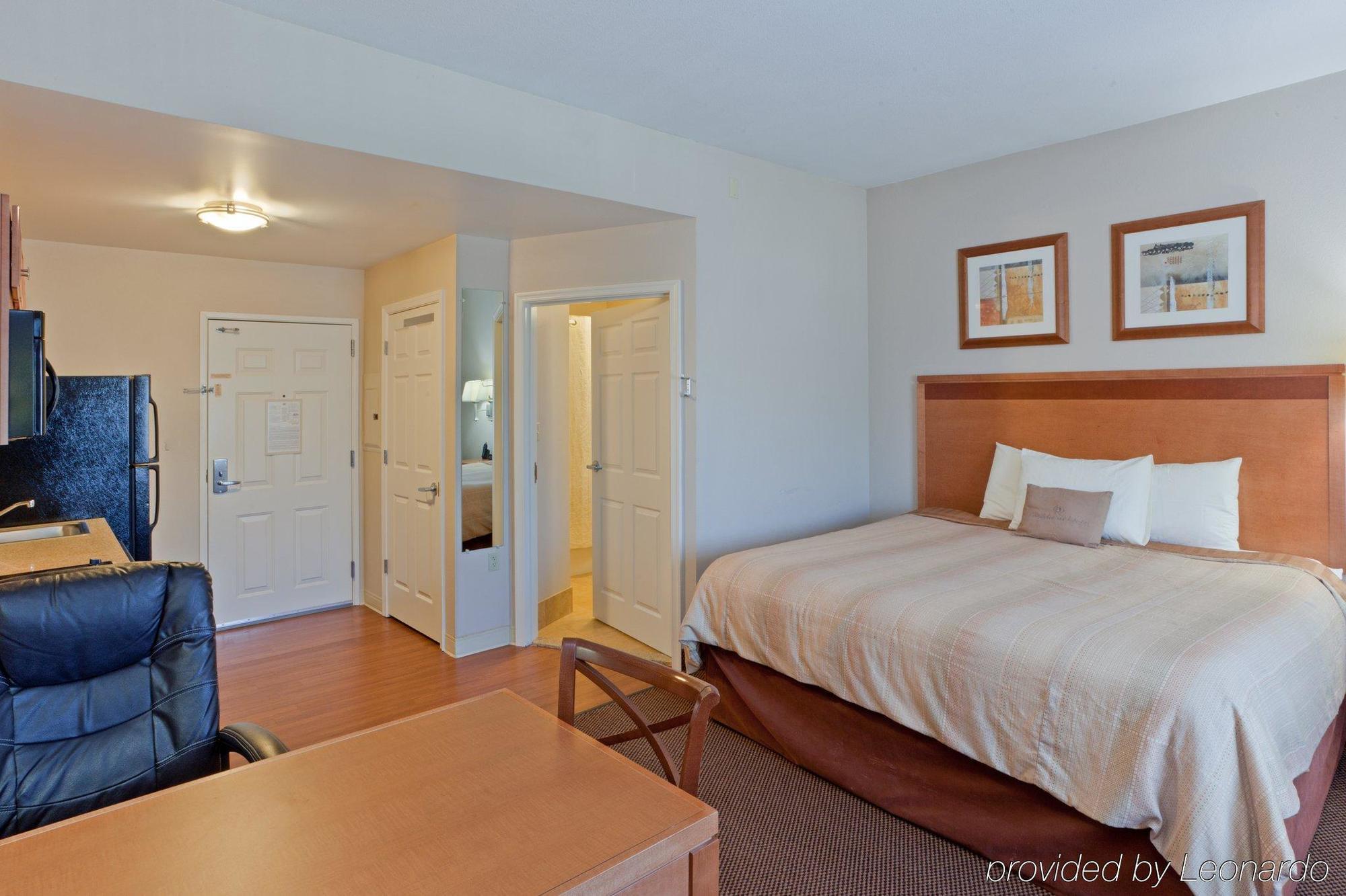 Candlewood Suites Winchester By Ihg Exterior foto